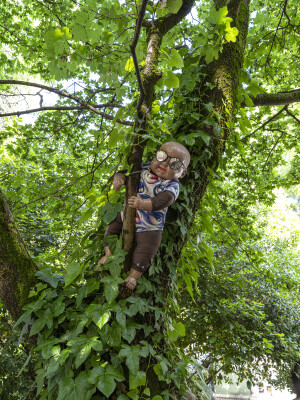 荒川ナッシュ医《草の赤ちゃん、月の赤ちゃん》2026年　Photo: Uli Holz